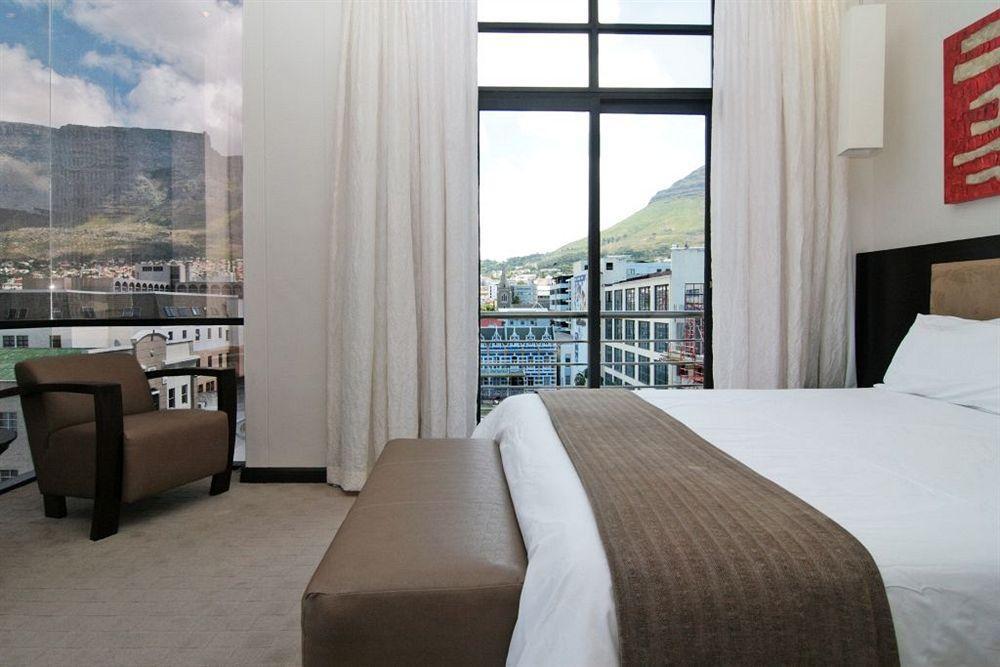 Urban Chic Boutique Hotel & Cafe Cape Town Room photo