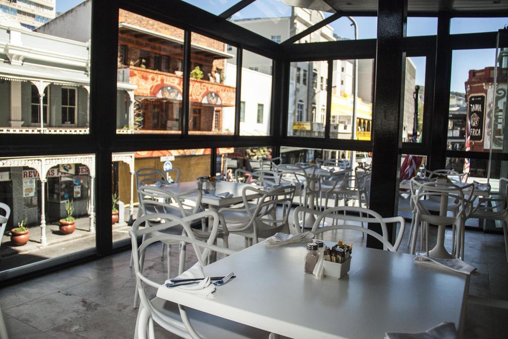 Urban Chic Boutique Hotel & Cafe Cape Town Exterior photo